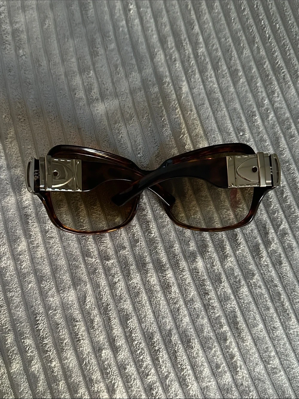 Rare GUCCI Tortoise Oversized Sunglasses with Gold Buckle Detail